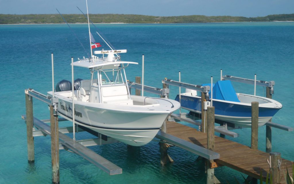 Neptune-4P-Boat-Lifts-South-Florida